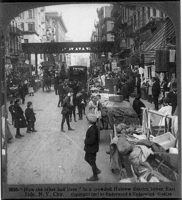 New York City's Lower East Side in 1907