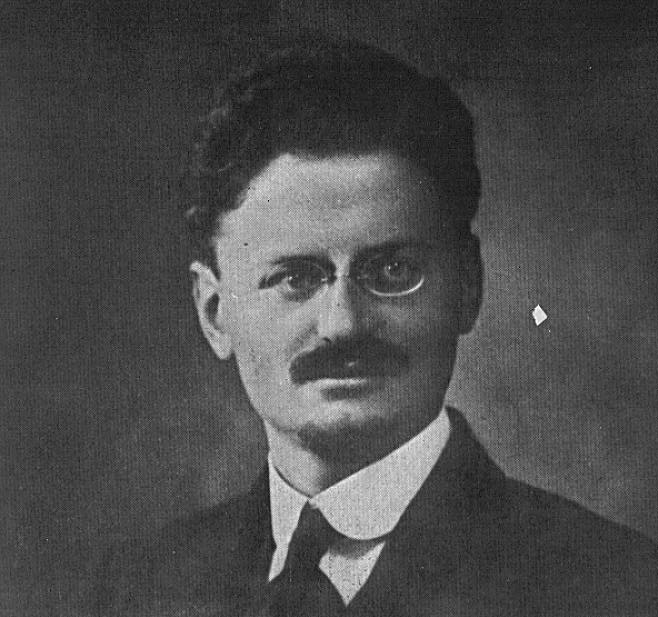 Leon Trotsky in 1918