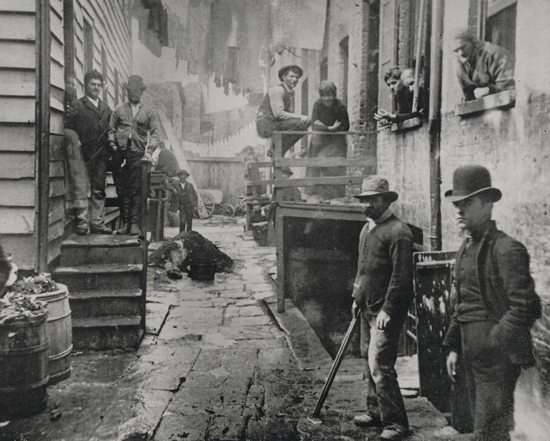 Bandits' Roost in New York City, 1890 - Jacob Riis