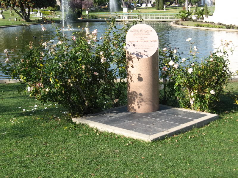 Hattie McDaniel's Grave